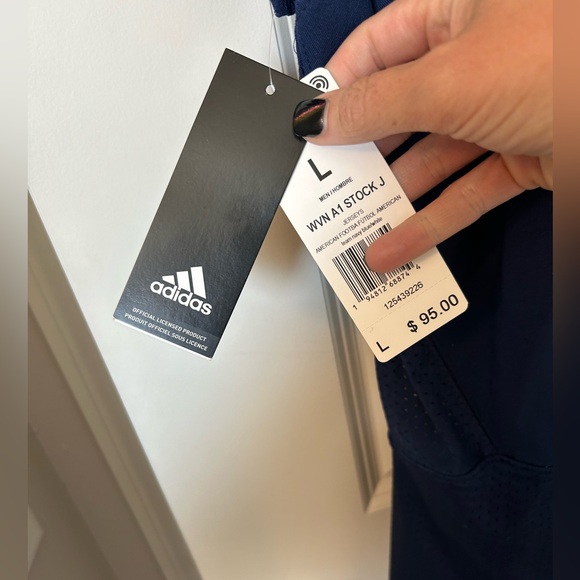 Adidas - Picture 6 of 6